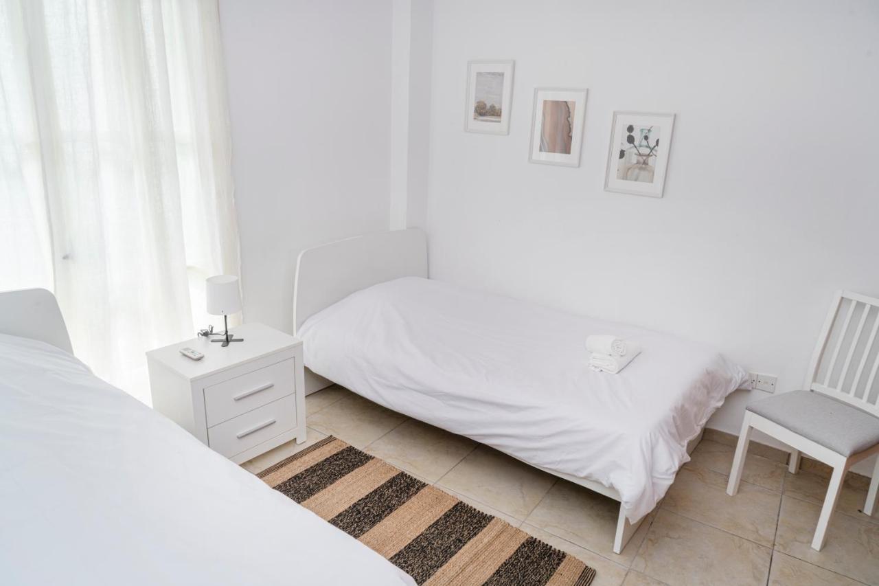 Private Room In Shared Flat Nicosia Luaran gambar