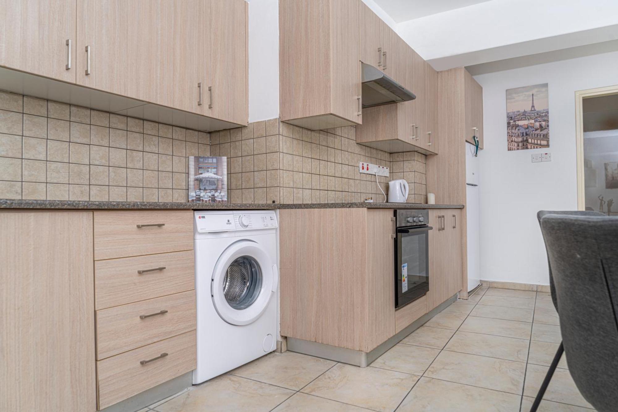 Private Room In Shared Flat Nicosia Luaran gambar
