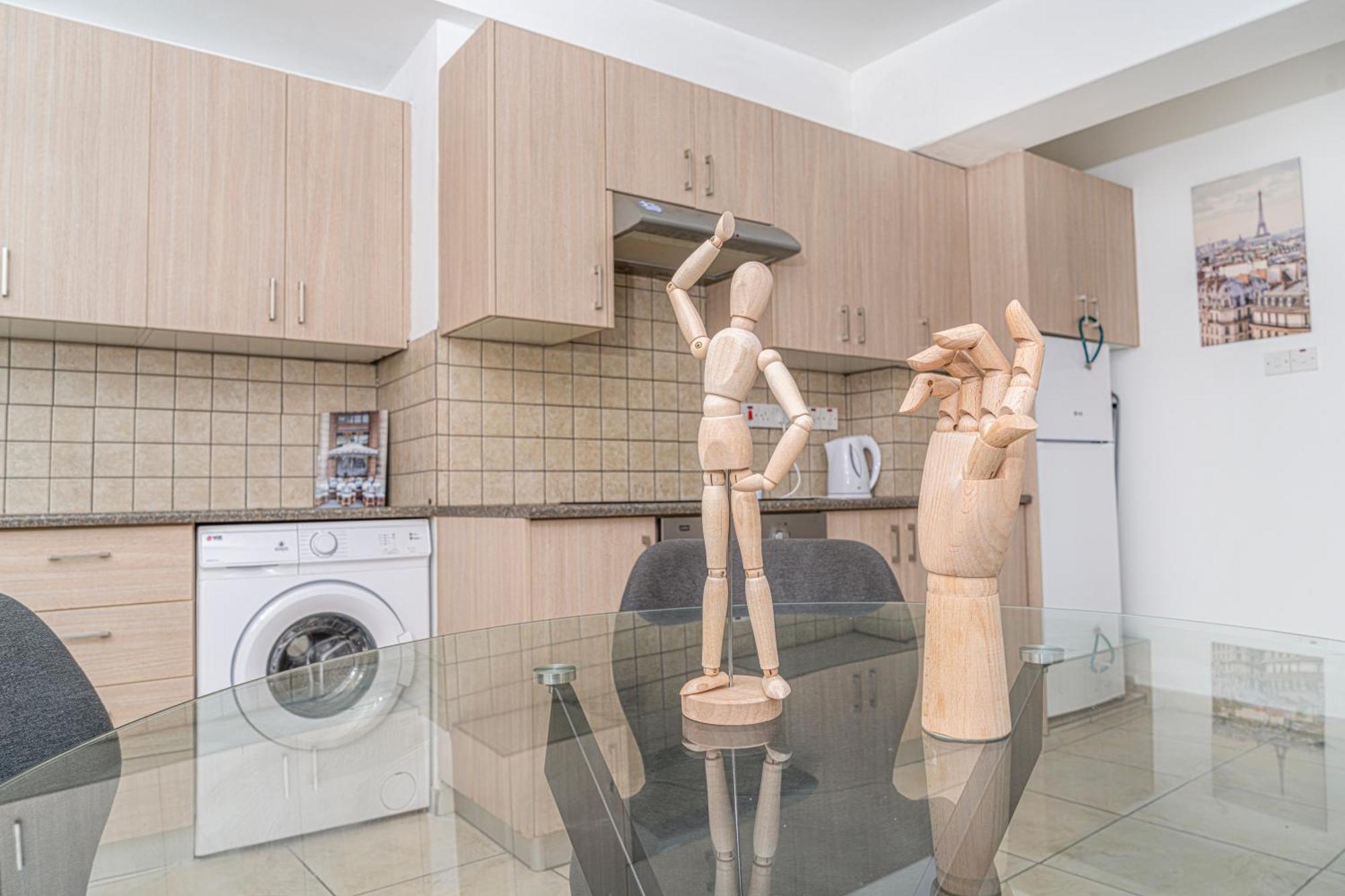 Private Room In Shared Flat Nicosia Luaran gambar