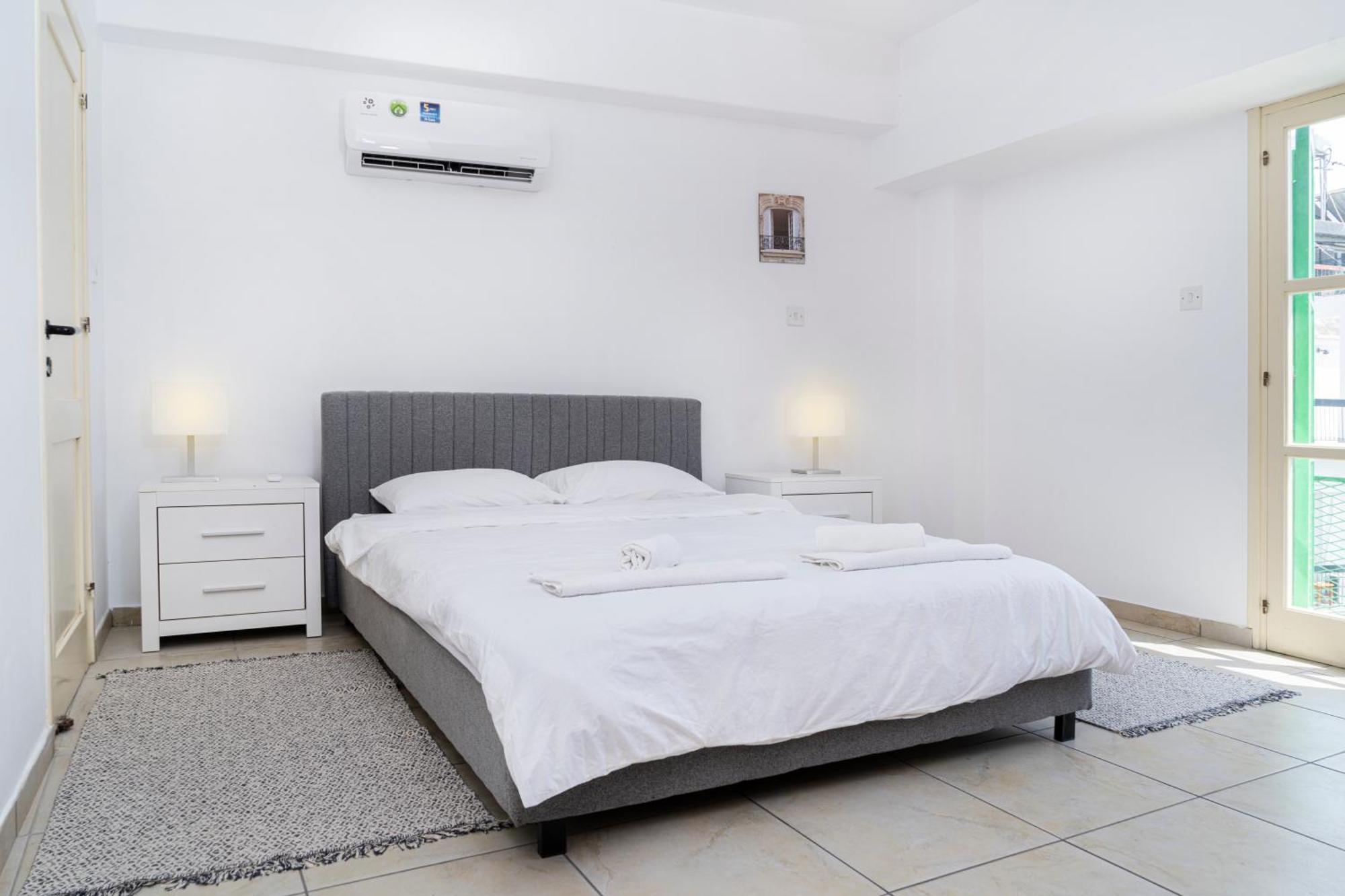 Private Room In Shared Flat Nicosia Luaran gambar
