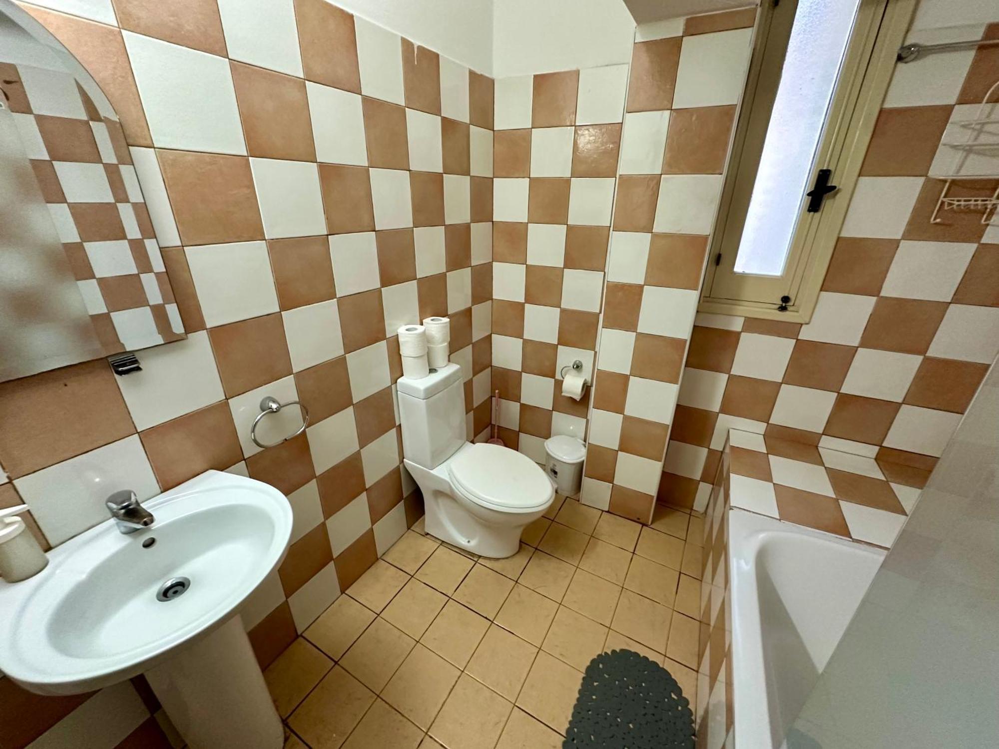 Private Room In Shared Flat Nicosia Luaran gambar